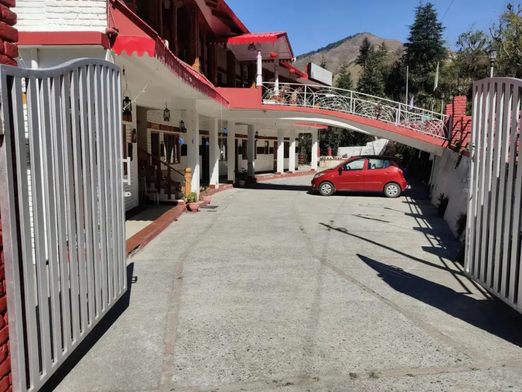 Hotel Burans & Restaurant