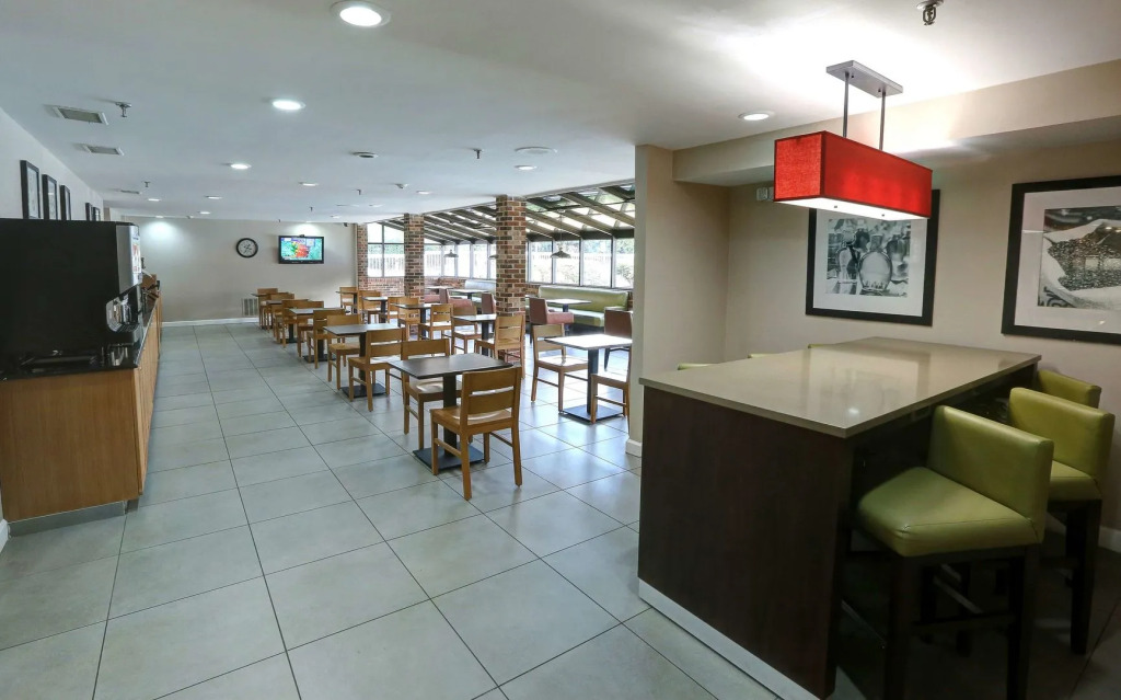 Country Inn & Suites by Radisson, Charlotte I-85 Airport, NC