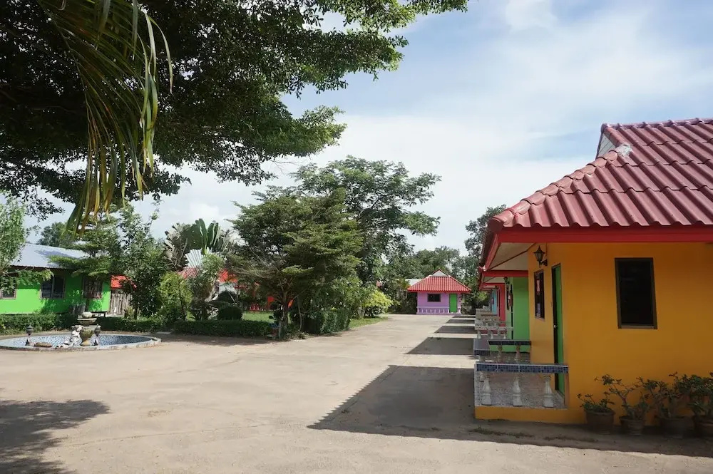 Jaidee Park Inn