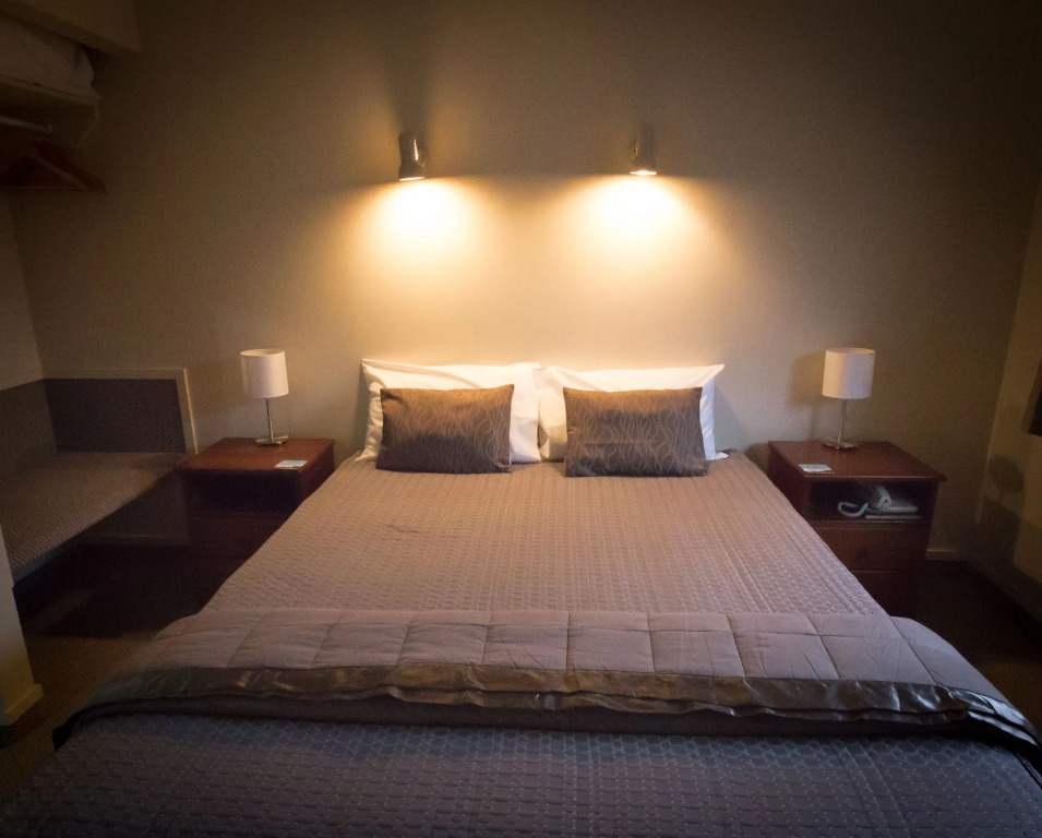 Centre Court Motel