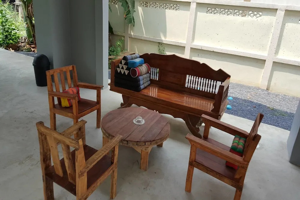 Ban Klong Srabua