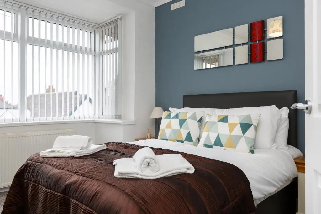 Family House, WiFi, Parking, Close to BVH - Tower View