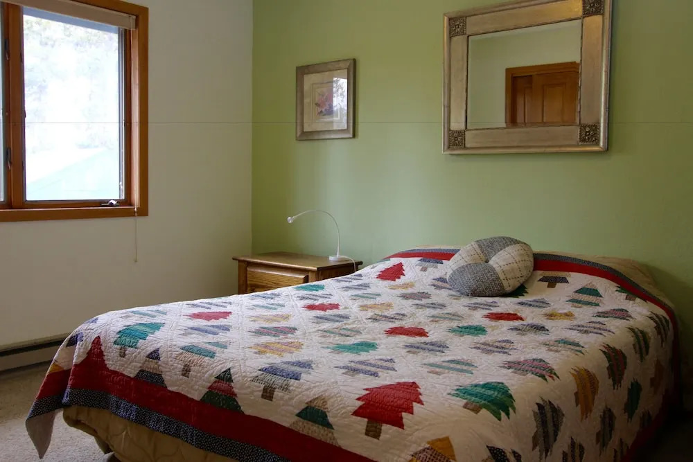 255 Sky View Acres 3 Bedrooms 2 Bathrooms Condo