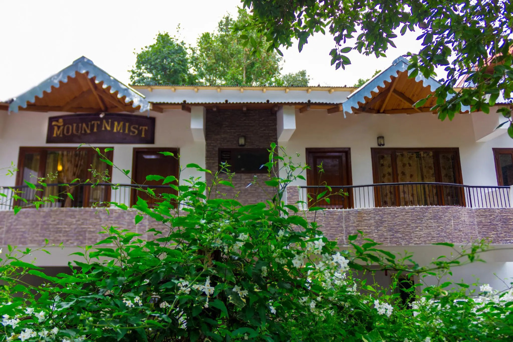 Mount N Mist Hotel