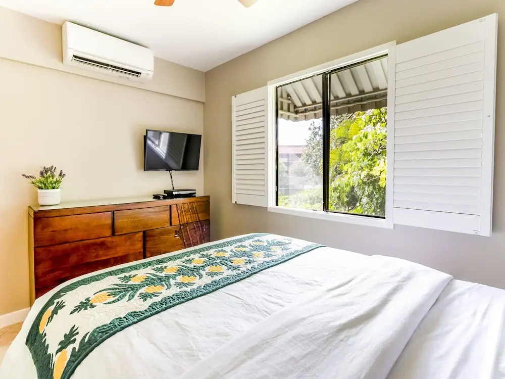 Pacific Shores B406 by RedAwning