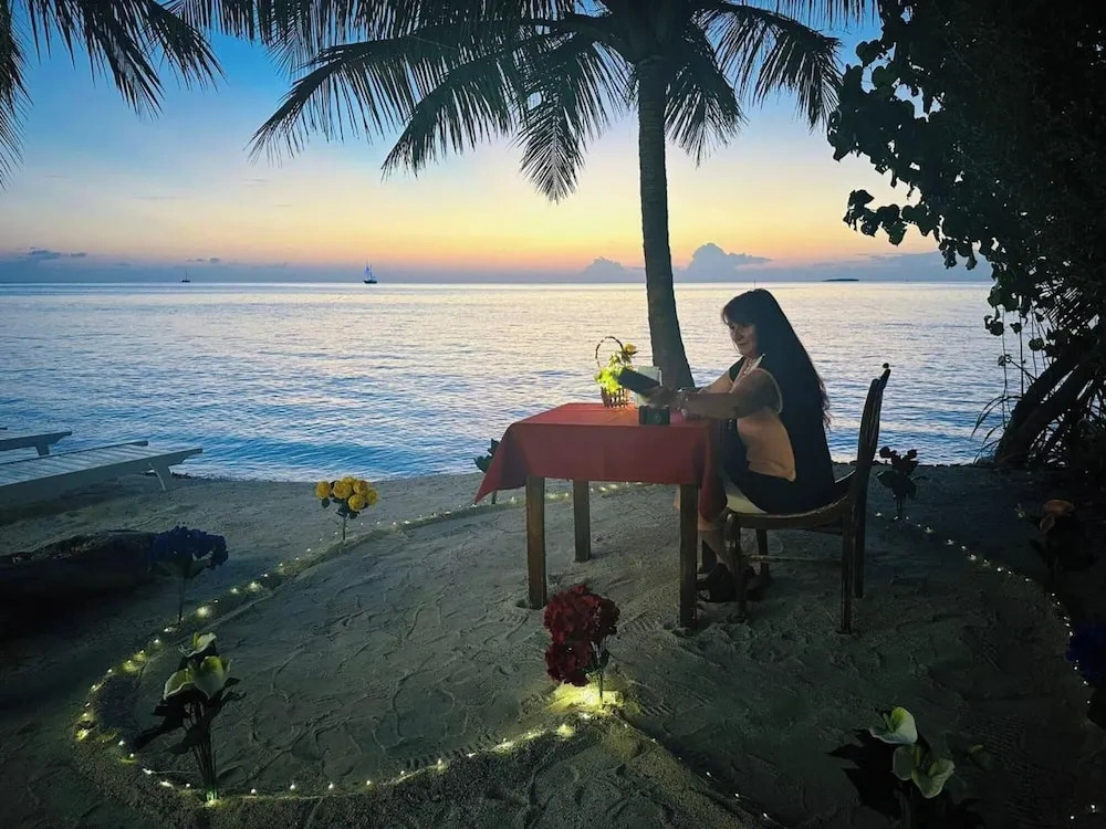 The Sunset Villa