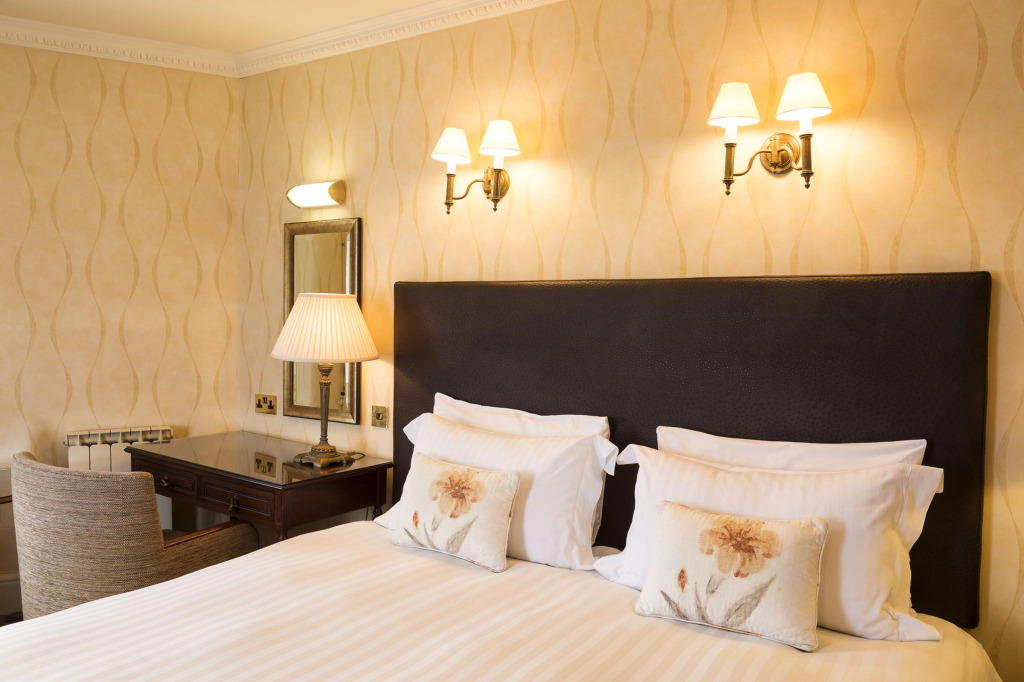 Somerville Hotel