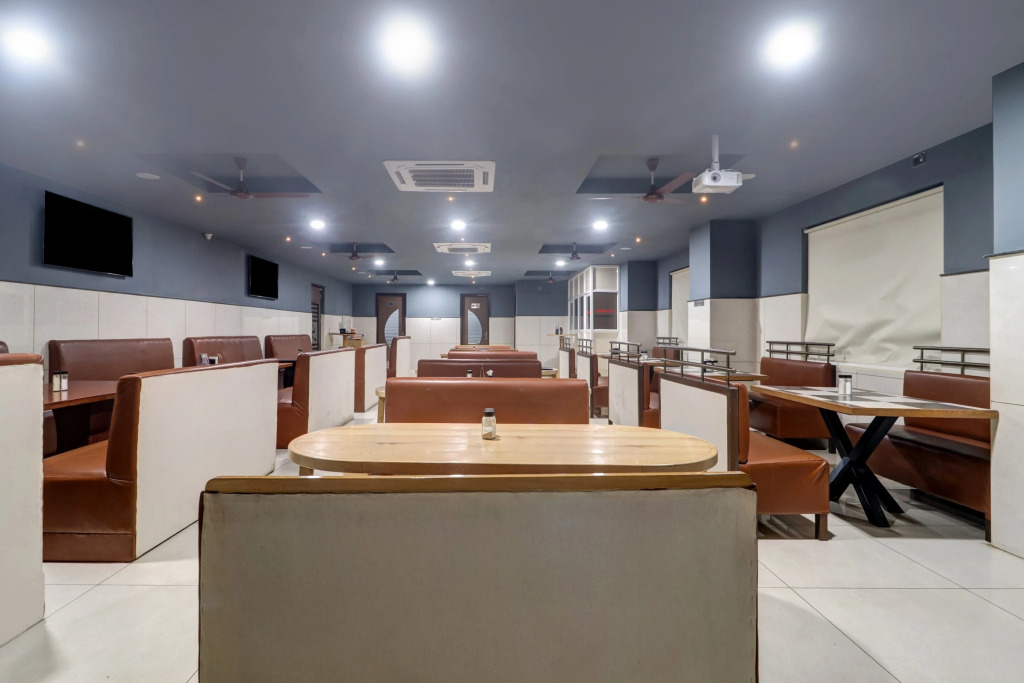 Super Hotel O S Grand Bolarum