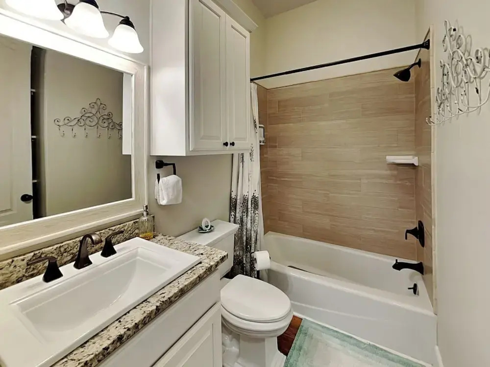 Casa Blanca by Miss Kitty’s