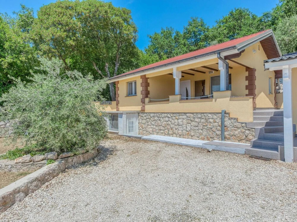 Exotic Holiday Home in Tribanj-Krušćica near Sea