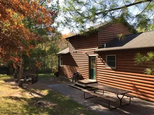 White Pines Inn