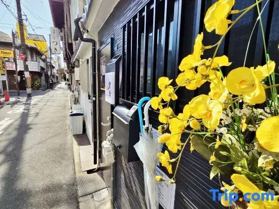 Feitian New Area | 5 min to Station | Walking distance to Tennoji | 12 min to Namba | 6 people