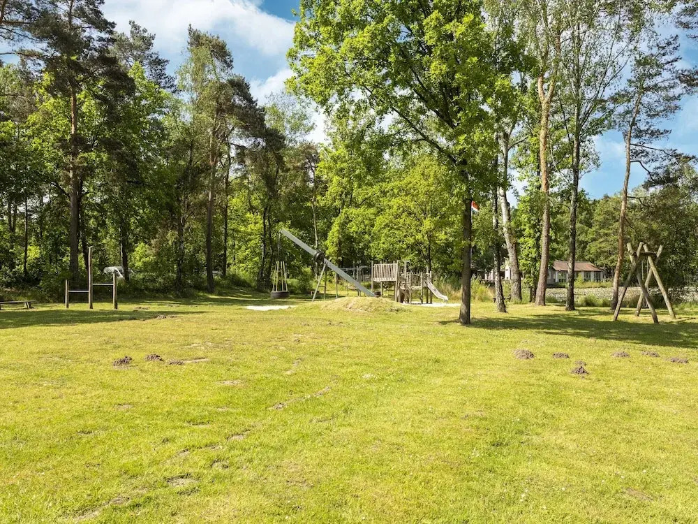 Bungalow in Limburg Near Nature Reserves