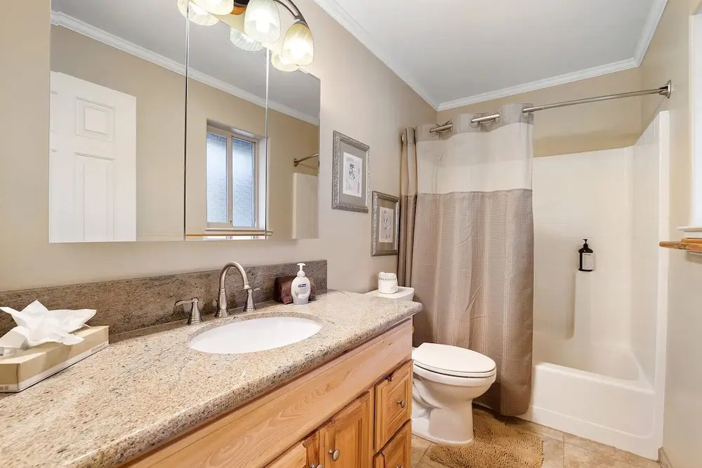 Tahoe Frost - Air Conditioned 4 Bedroom Tahoe Home