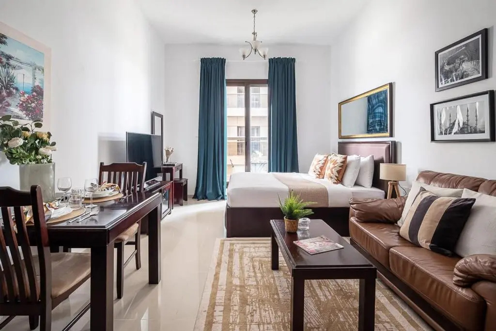 Frank Porter - Elite Sports Residence