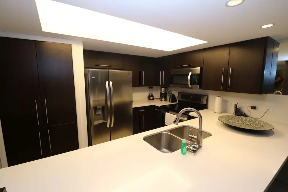 Oceanvista Condominiums by Cheap Getaway
