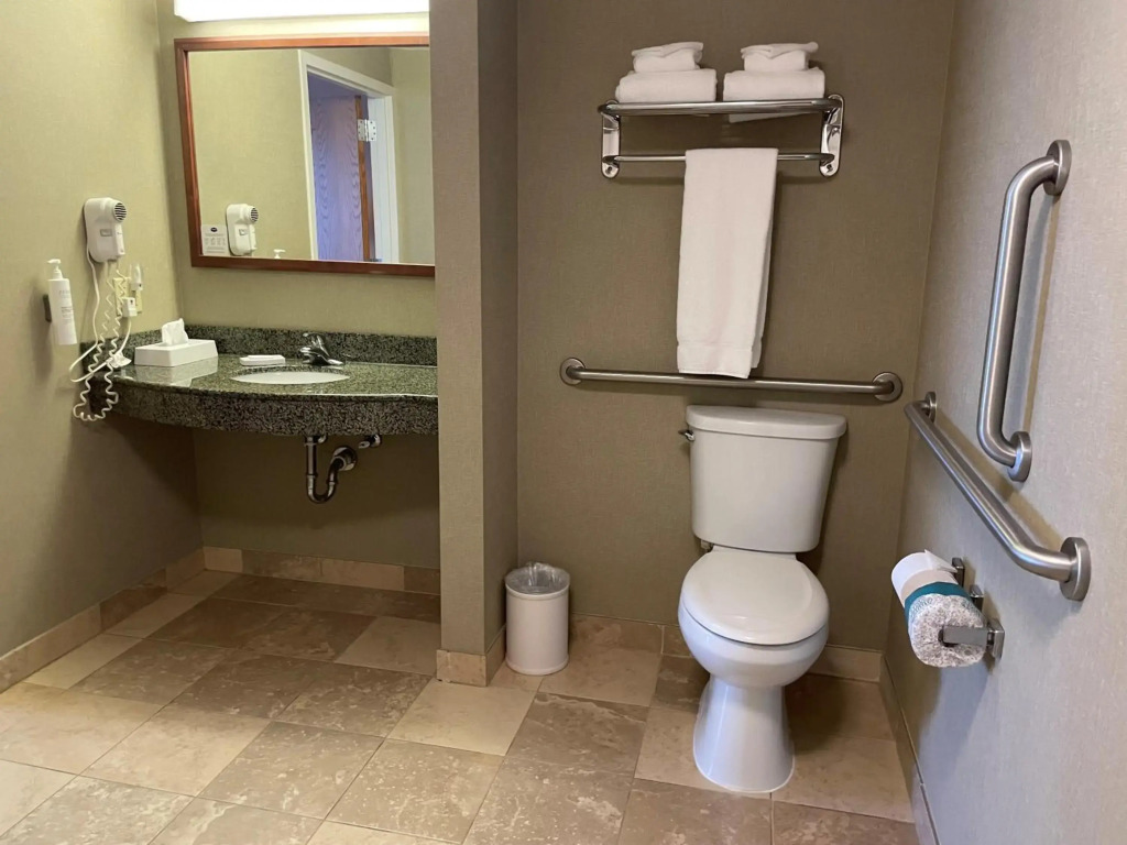 SouthShore Hotel on Lake Bemidji, Trademark Coll by Wyndham