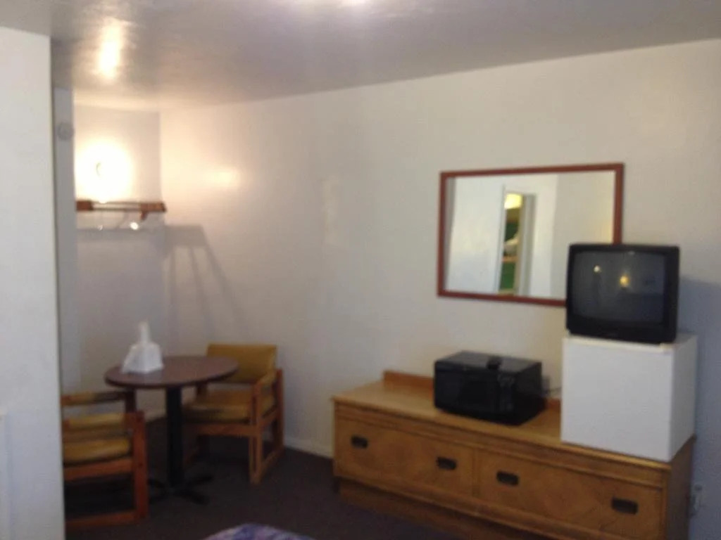 Budget Inn