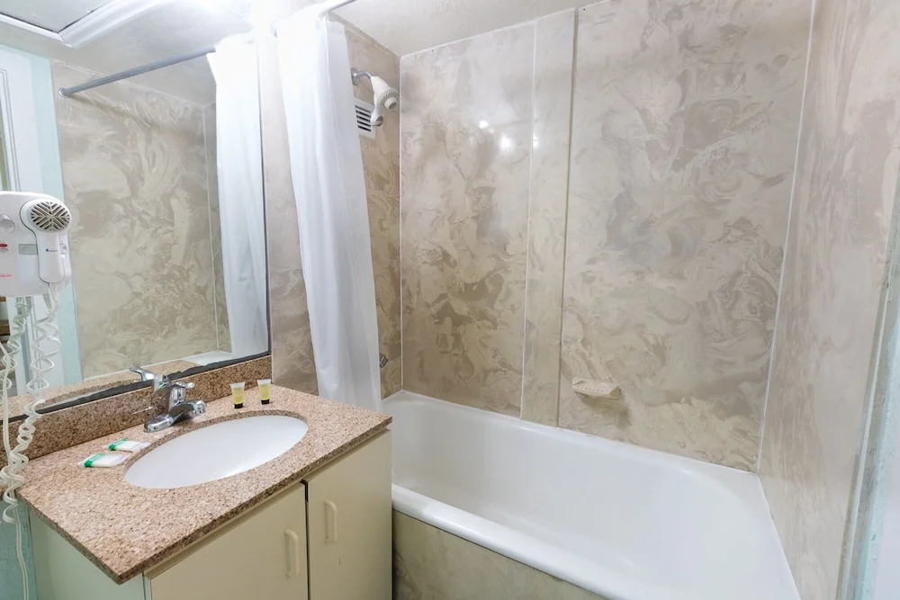 634 Ocean View Hollywood Beach