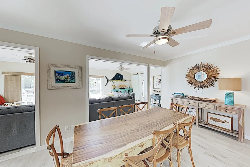 Sun-soaked Canal-front W/ Private Dock & Pool 3 Bedroom Home