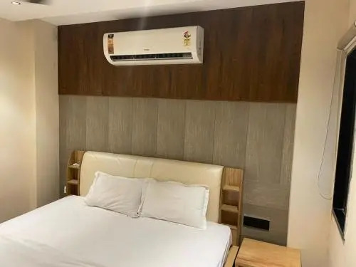 Stay10 Studio Apartments