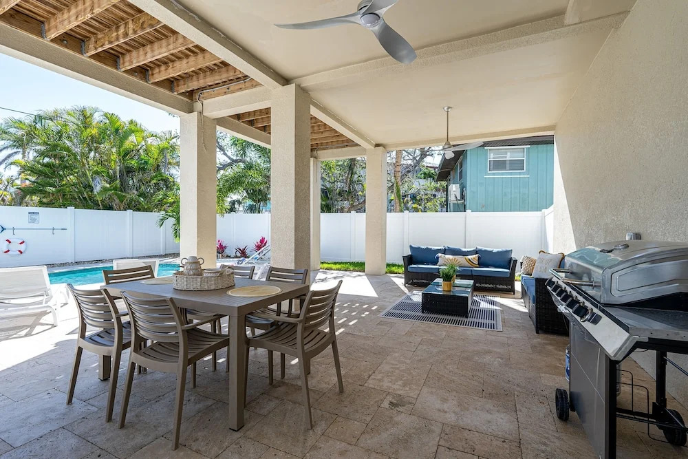 Welcome to 5545 Palmetto Street All NEW! Just Built! Book It NOW! home