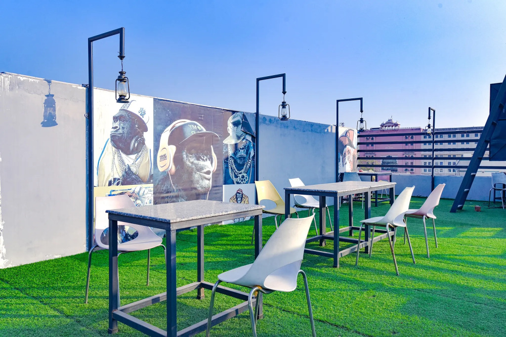 FabHotel Jaipur Casa