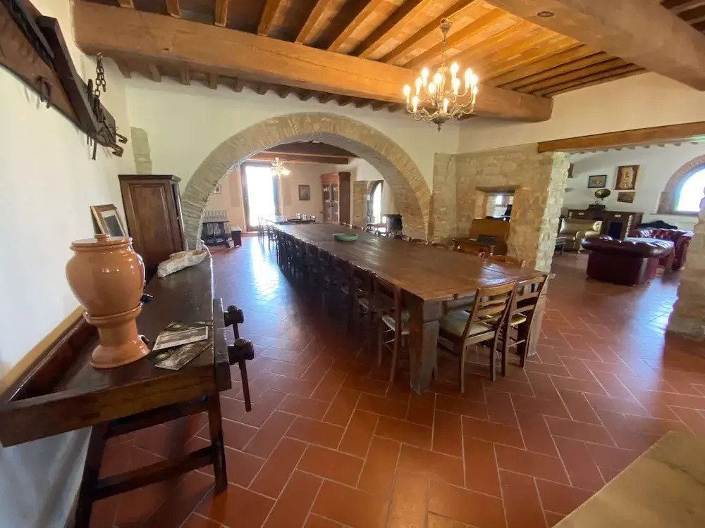 Farmhouse in Pisan Hills with Pool