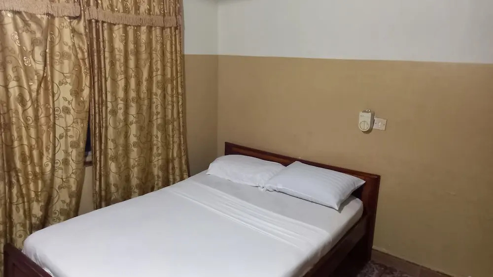 Hensap Hotel