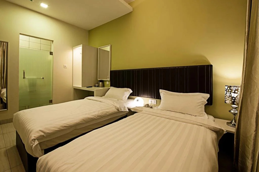 Seven Hotel