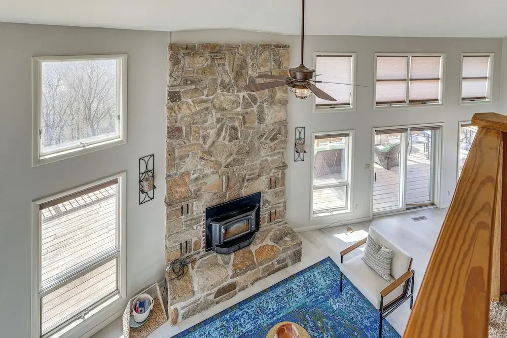 Eureka Springs Gem: 2 Decks, Mtn + Lake Views