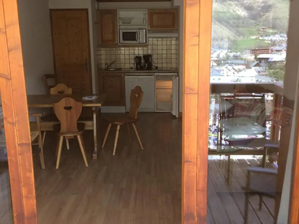 2 pièces 4 personnes, expo sud-ouest, balcon, accessible Skis aux pieds - FR-1-263-392