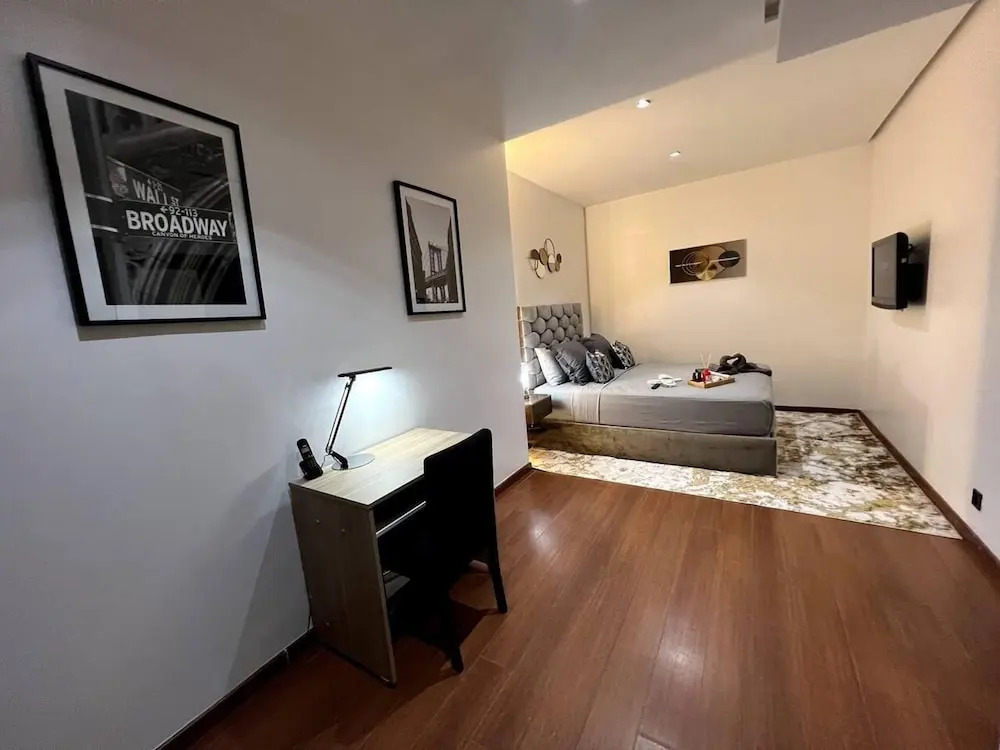 Gueliz Center Home