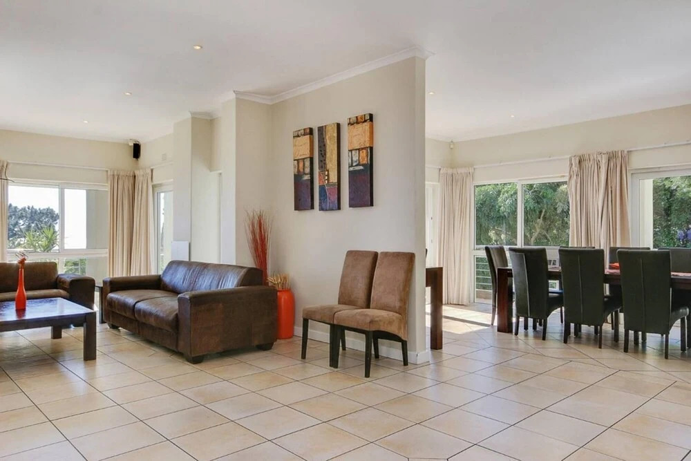 Spacious Family Home With sea Views Private Pool and Garden 100 Geneva