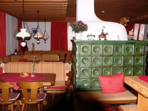 Hotel Garni Alpina
