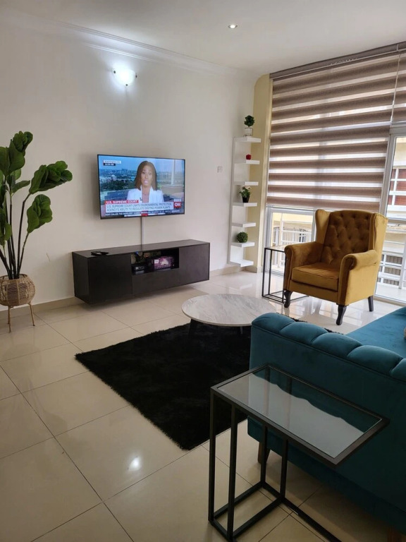 Stylish 2-bed Apartment in Lekki