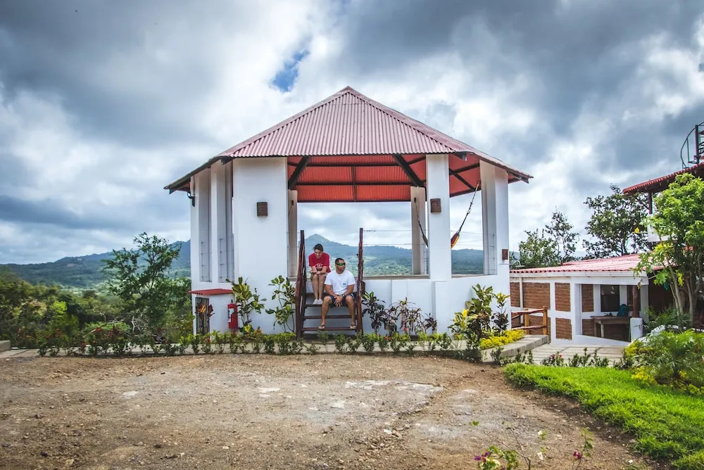 Buddha Roc Beach Resort