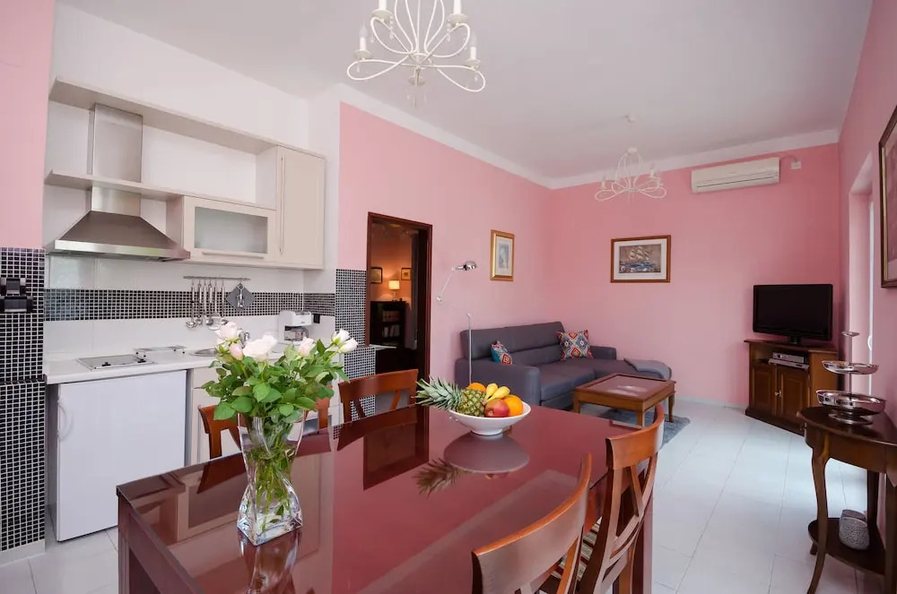 Apartments Sinisa