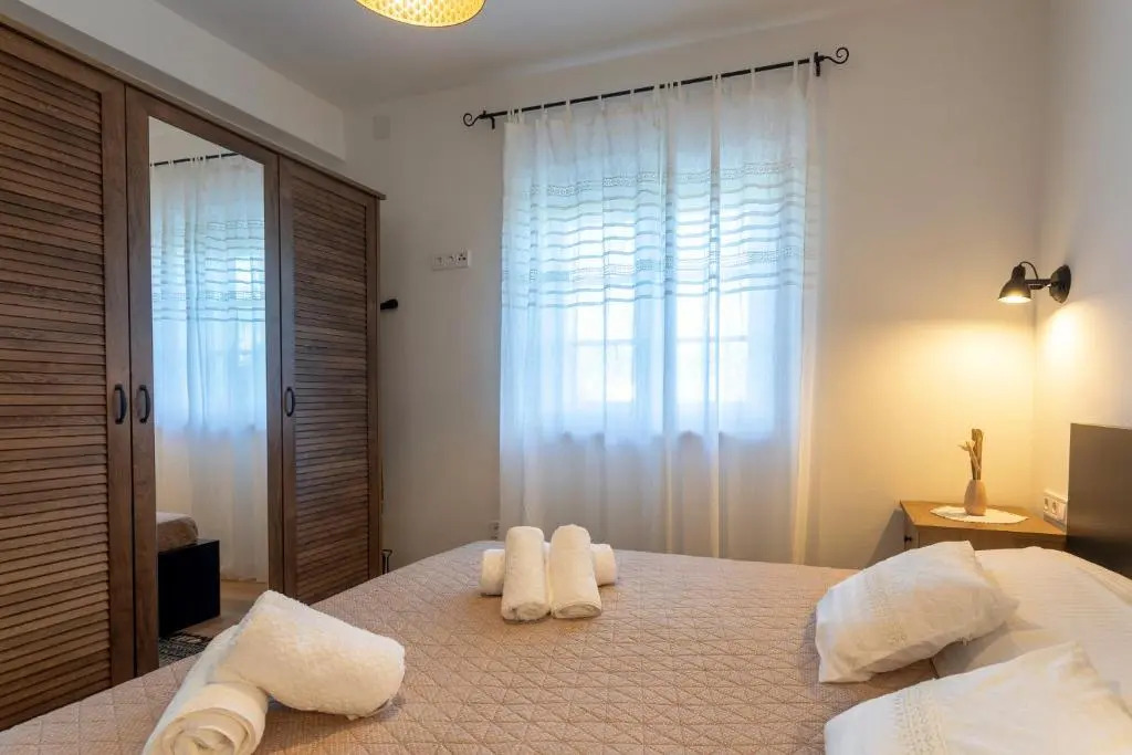 HANA Luxury apartment with sea view