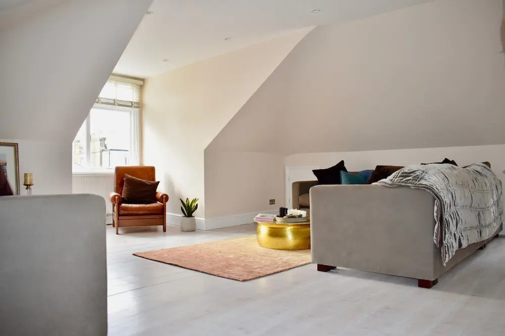 Studio Apartment Next to the Seafront