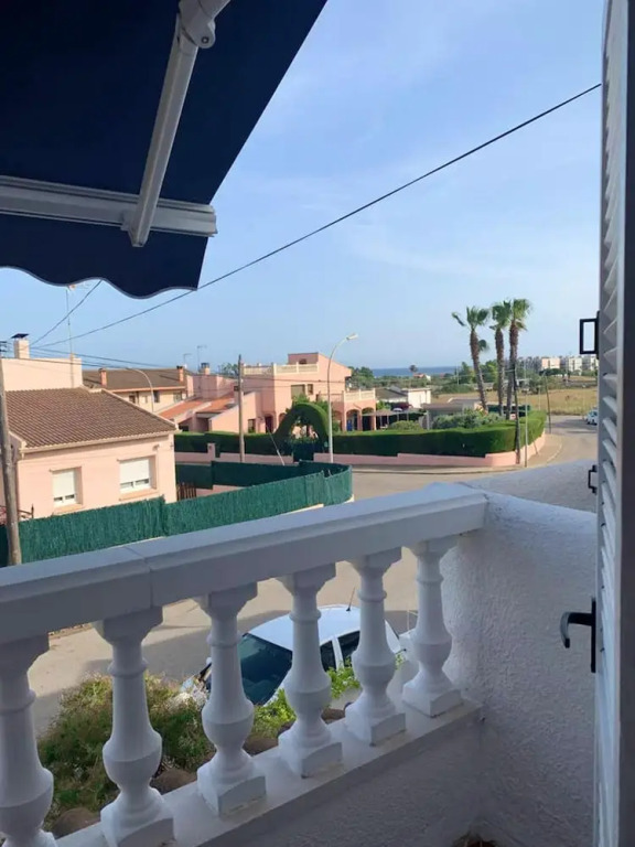 House with 3 Bedrooms in Torredembarra, with Furnished Terrace