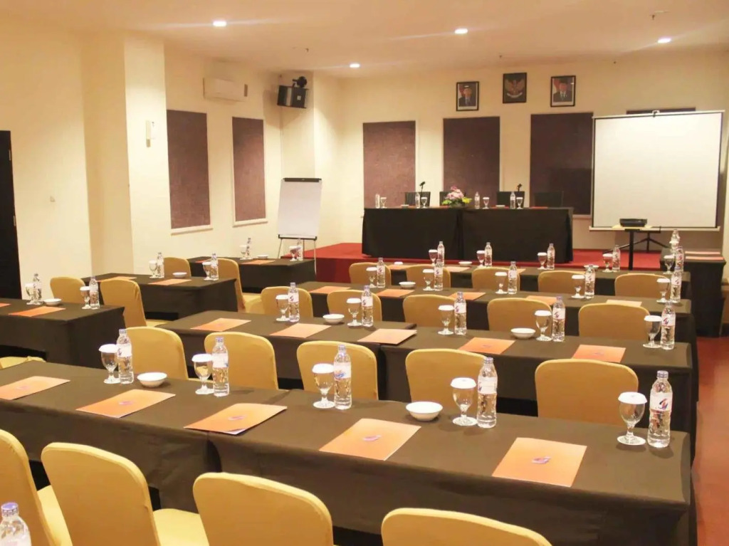 Hotel Grand Imawan