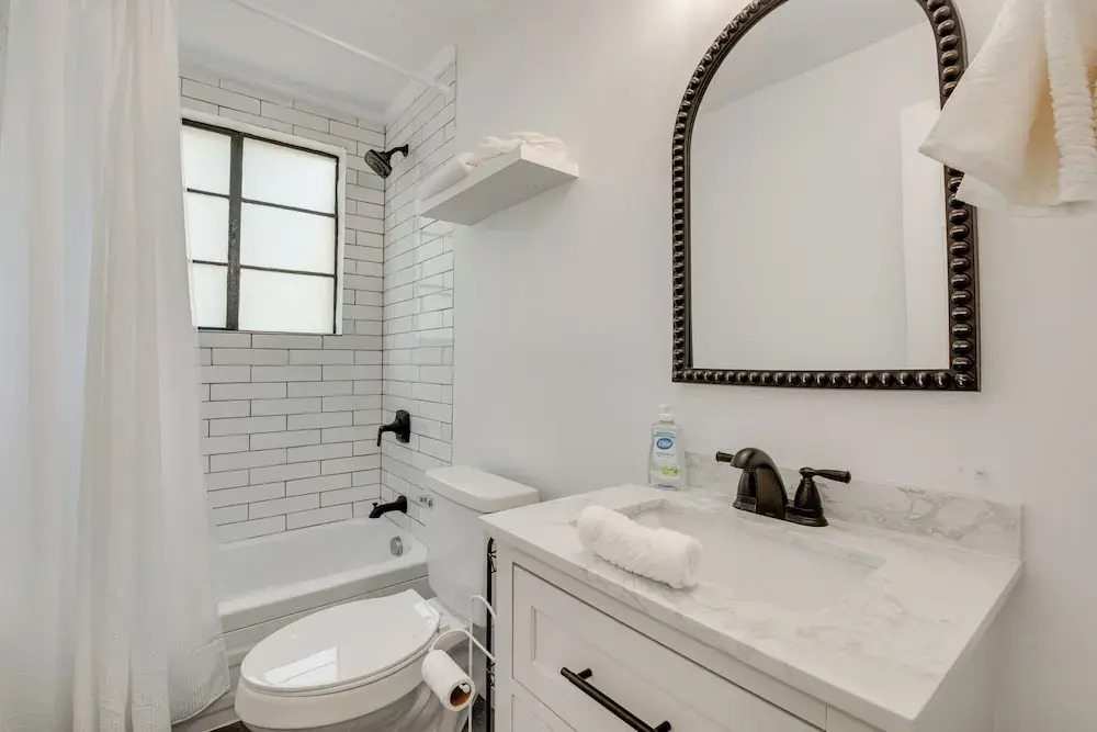 Private Porch! East ATL Stay Near Int’l Soccer