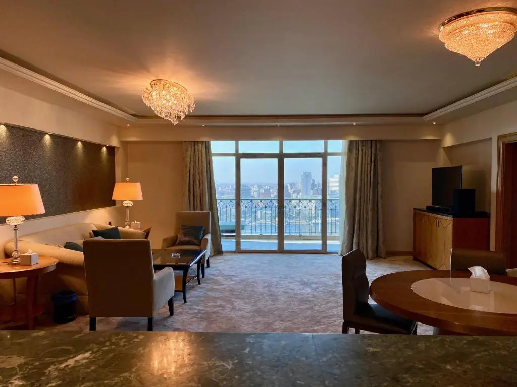 Chez Haytham At Four Seasons Nile Plaza Residential Suite