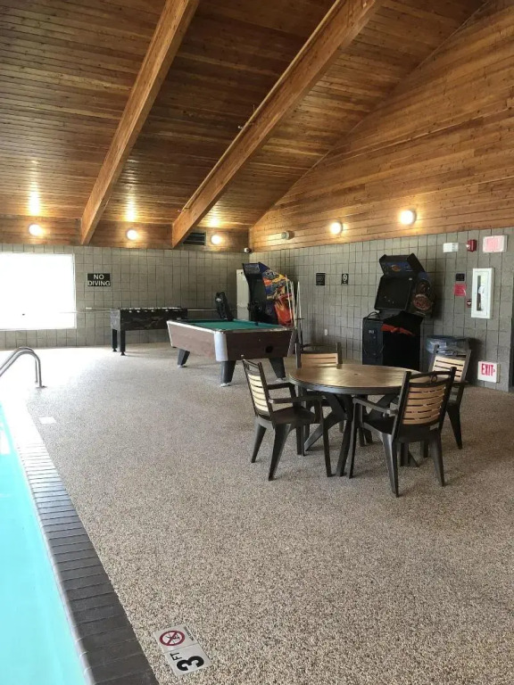 Boarders Inn & Suites by Cobblestone Hotels - Fayette