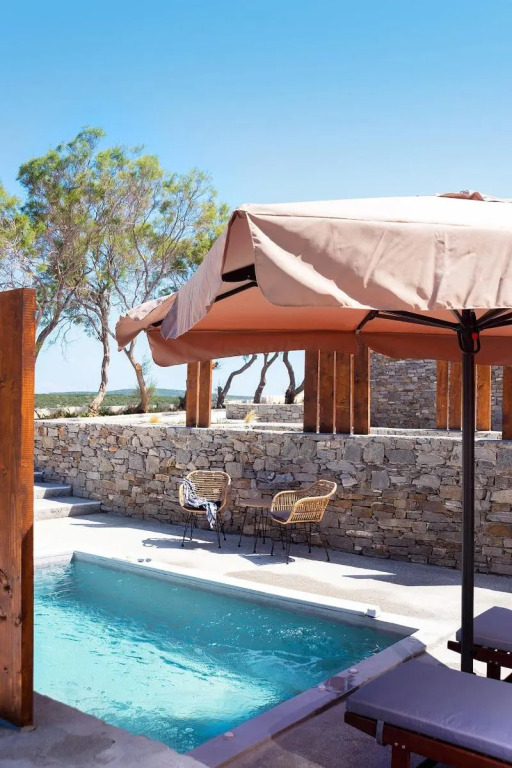 Paros Comfy Suites