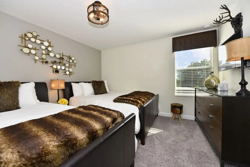 Champions Gate-1536amvdjgil 8 Bedroom Home