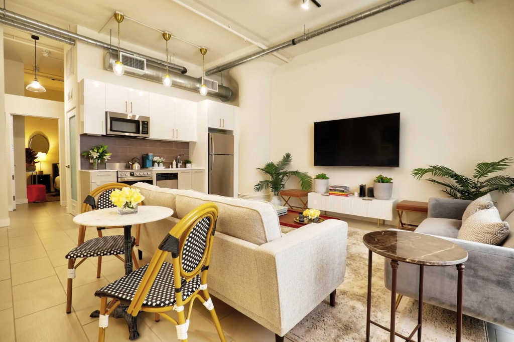 Old Hollywood Luxury And Style Meets Smart Home Tech in Downtown LA