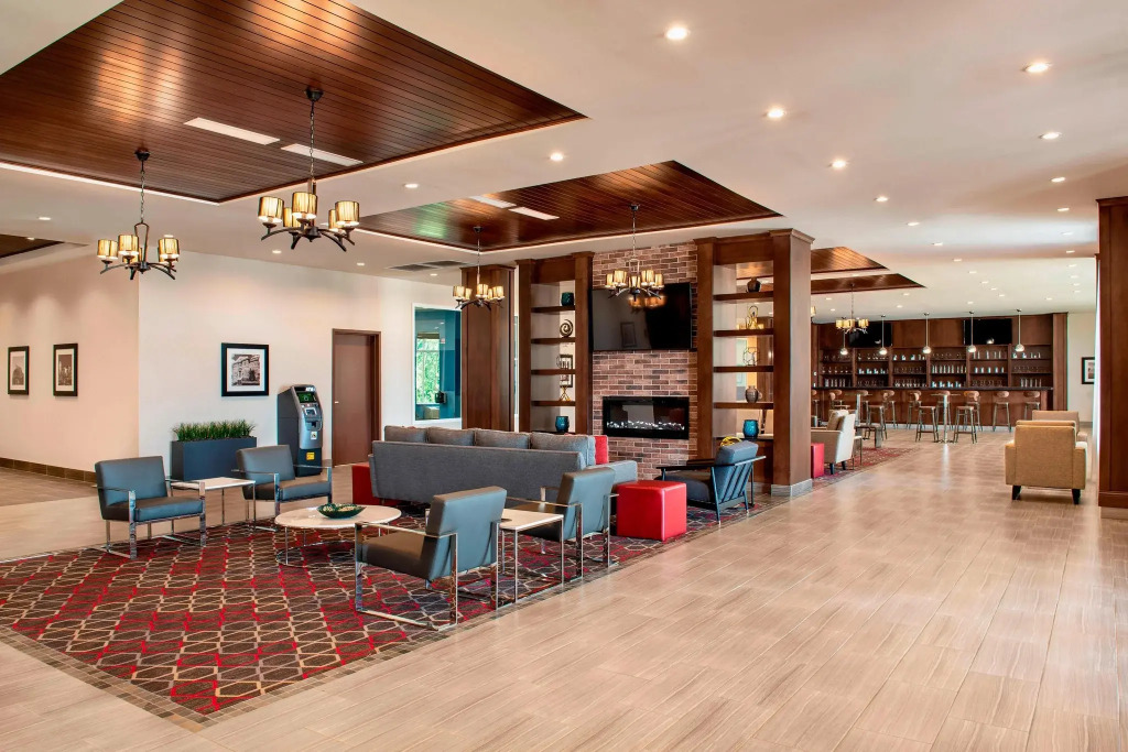 Four Points by Sheraton Grande Prairie