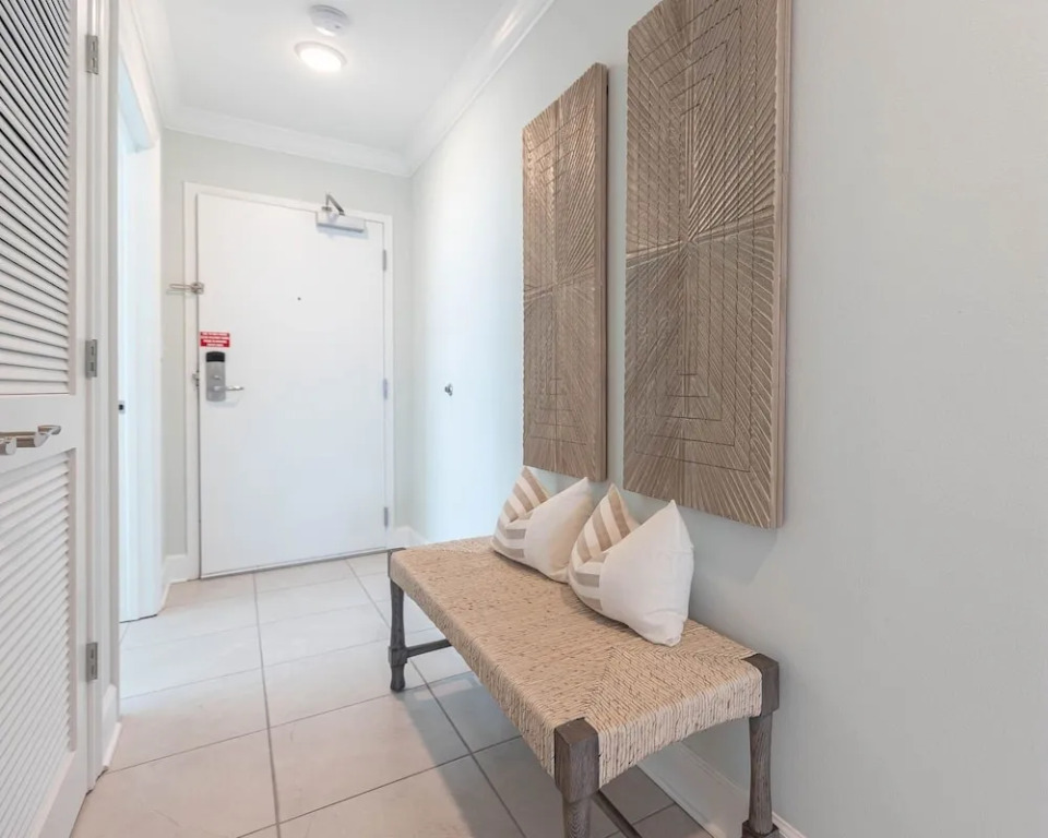 Phoenix Gulf Tower 1801 4 Bedroom Condo